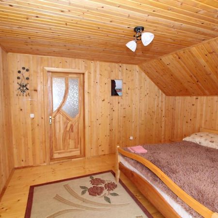 Багрівчанка Apartamento Yaremche Exterior foto