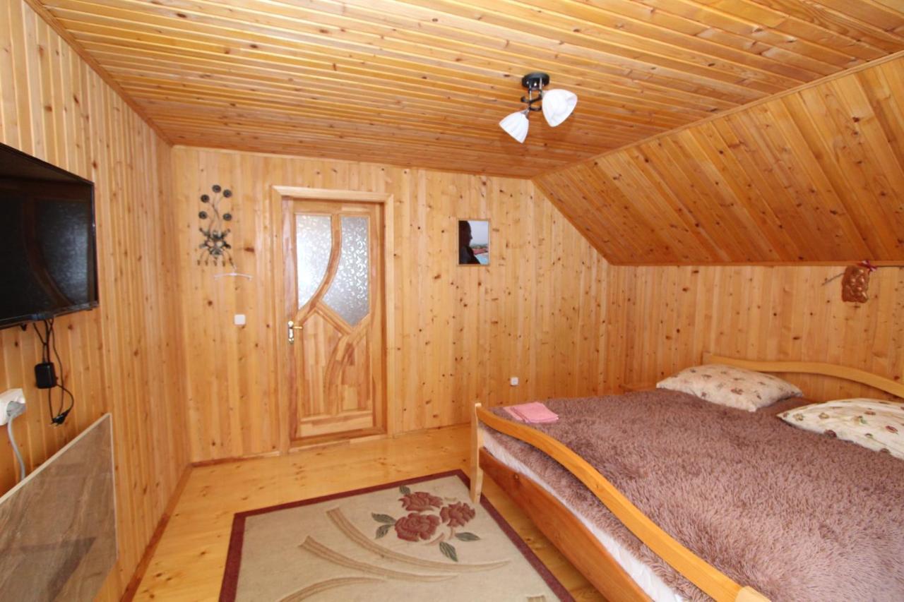 Багрівчанка Apartamento Yaremche Exterior foto
