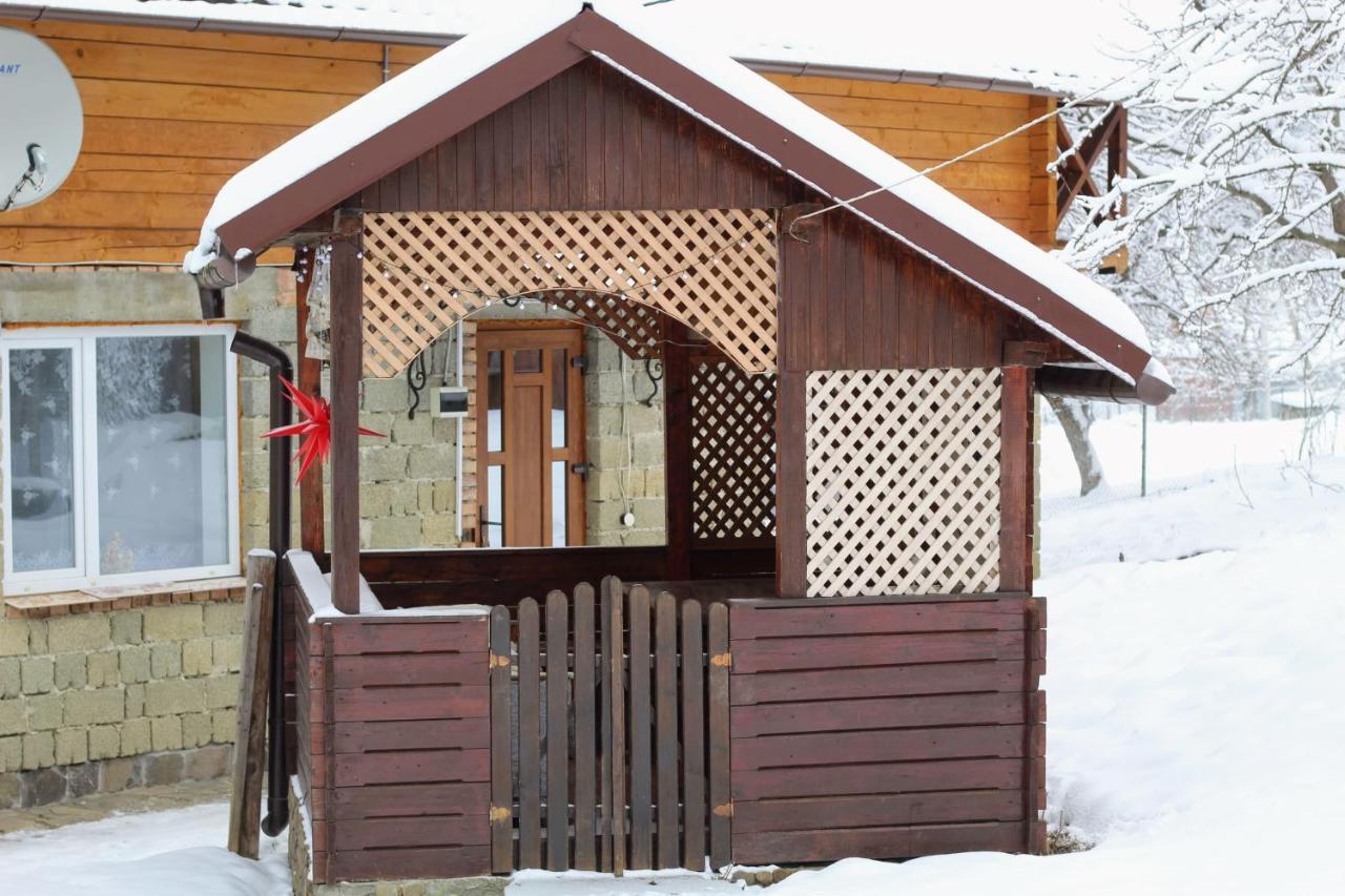 Багрівчанка Apartamento Yaremche Exterior foto