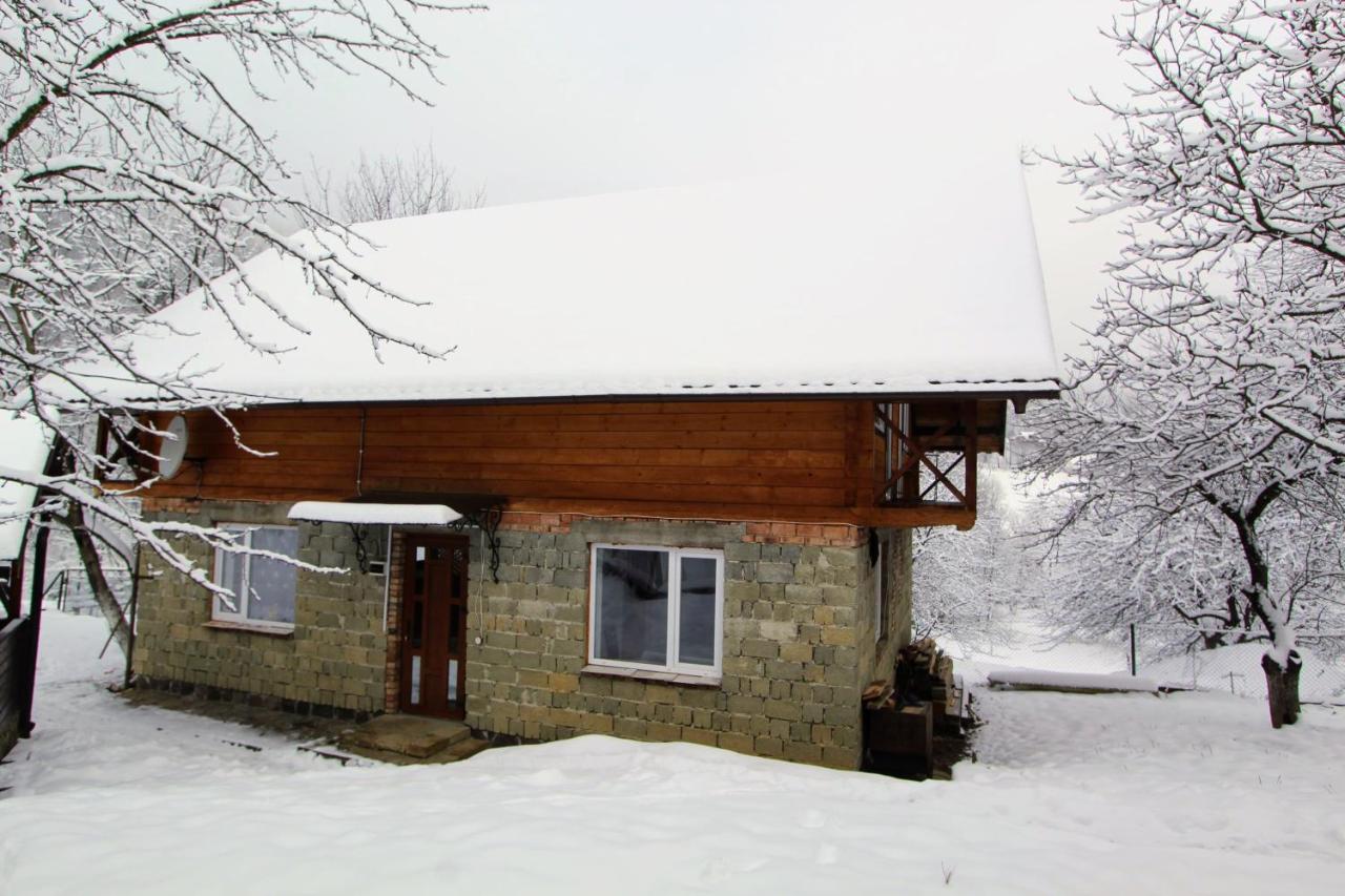 Багрівчанка Apartamento Yaremche Exterior foto