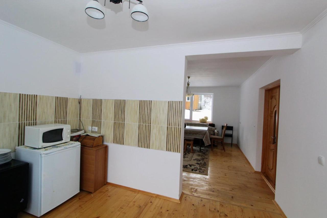 Багрівчанка Apartamento Yaremche Exterior foto